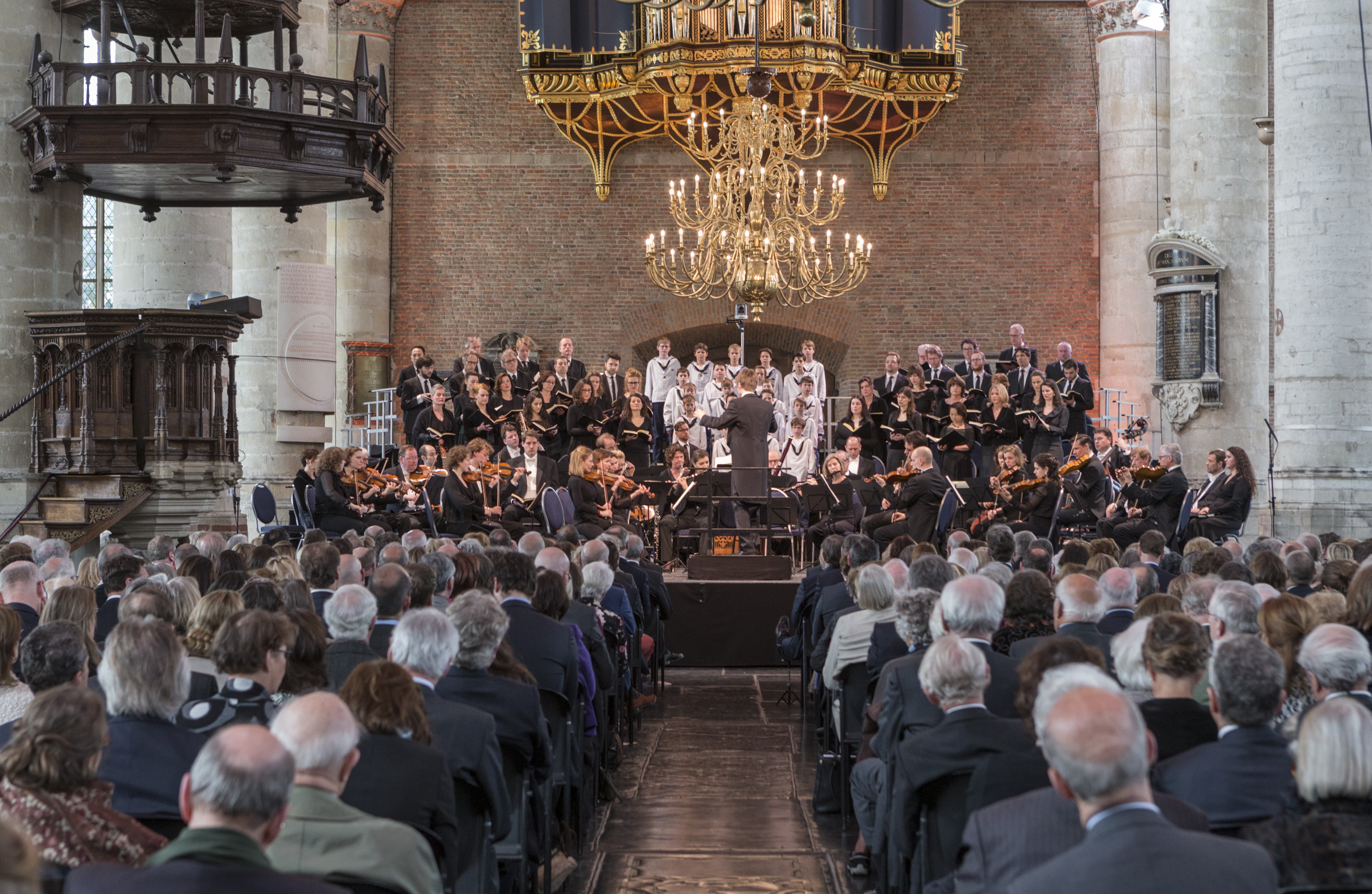Foto van een uitvoering in de Pieterskerk in 2015